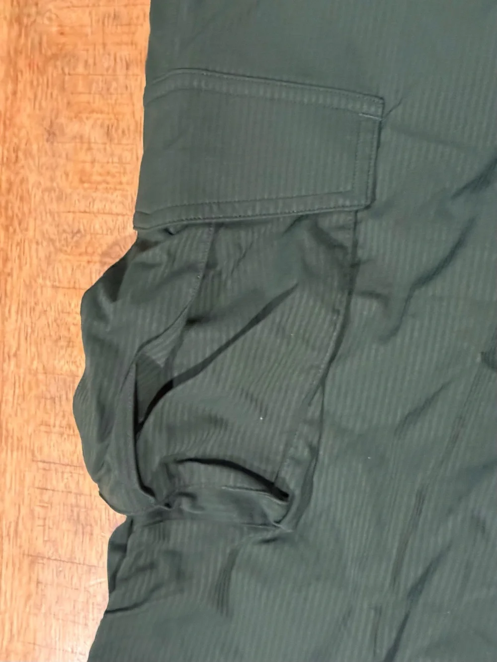 Lululemon Dance Studio Relaxed-Fit Mid-Rise Cargo Pant Legacy Green Size 12 - Picture 5 of 10